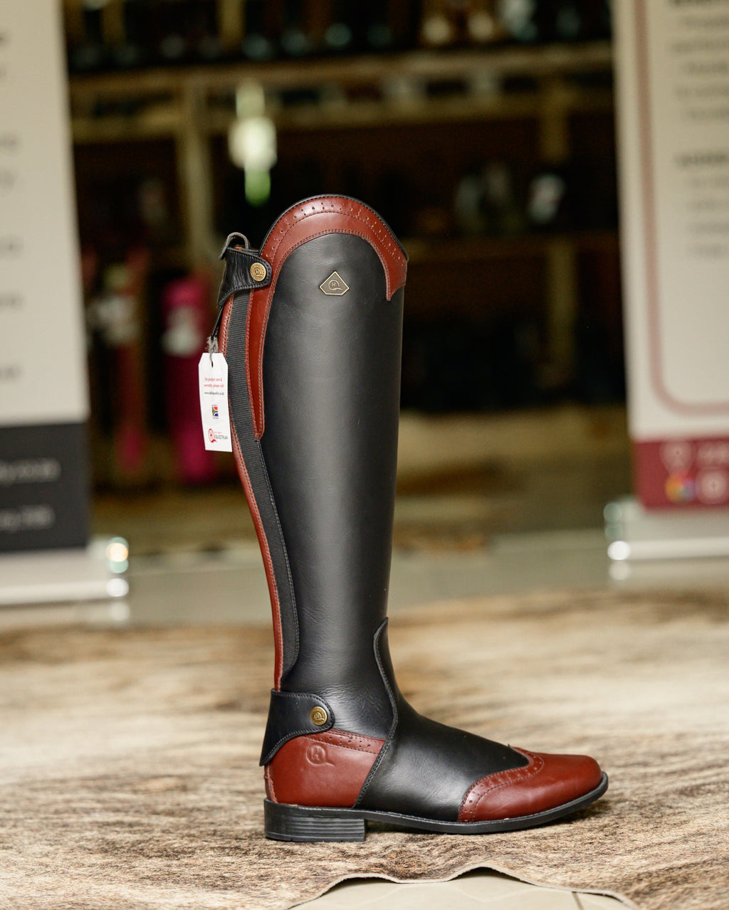 Lesedi New Two-tone demo