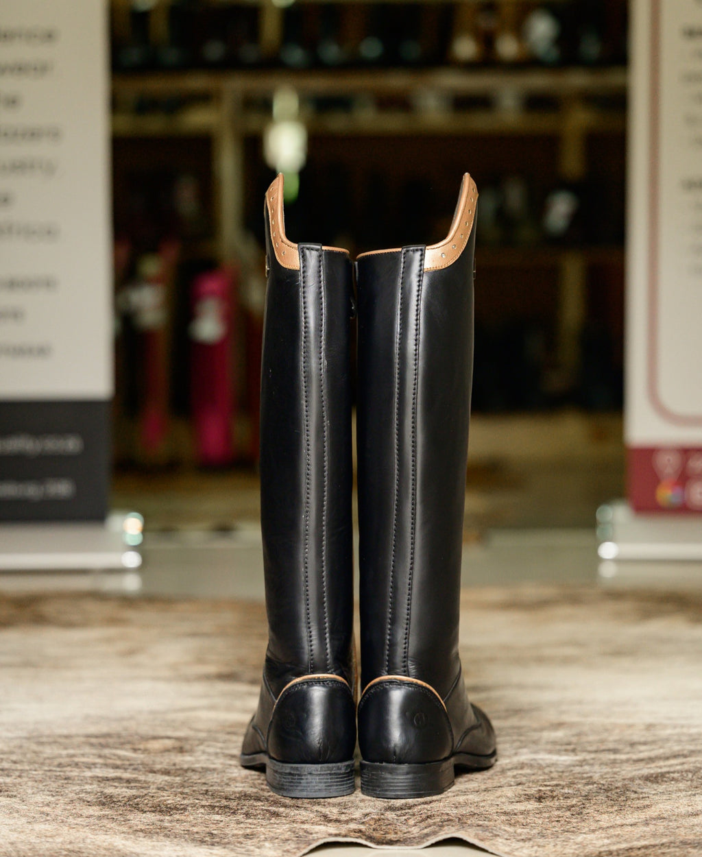 Danai Classic Gold Trim