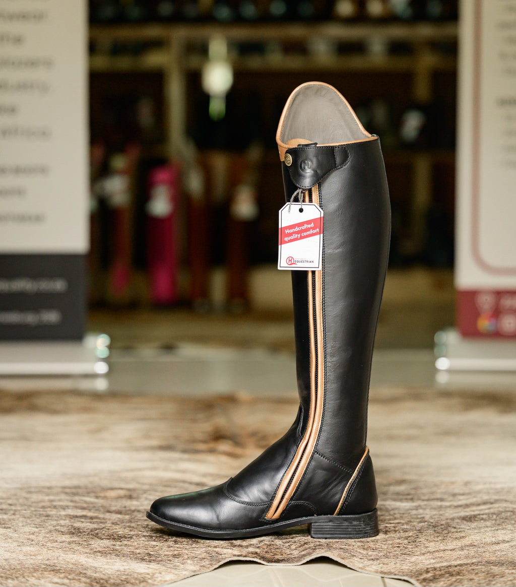 Danai Classic Gold Trim