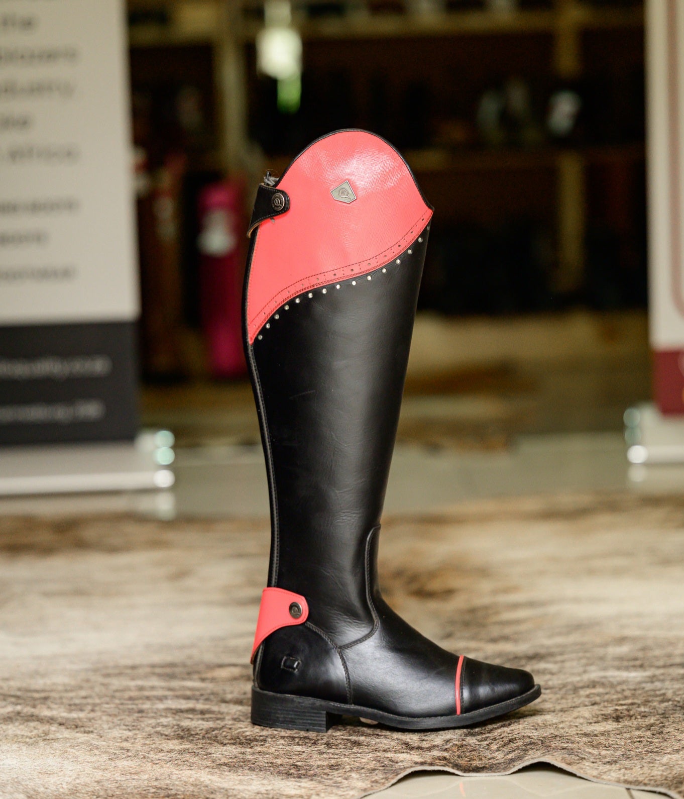 Tari hybrid pink sparkle patent trim