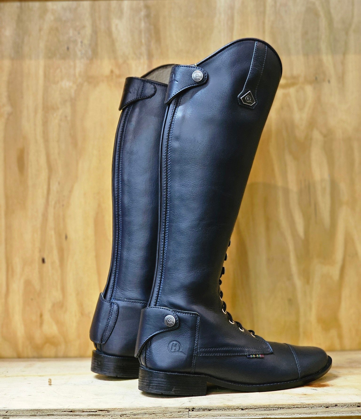 Tsoka soft navy demo