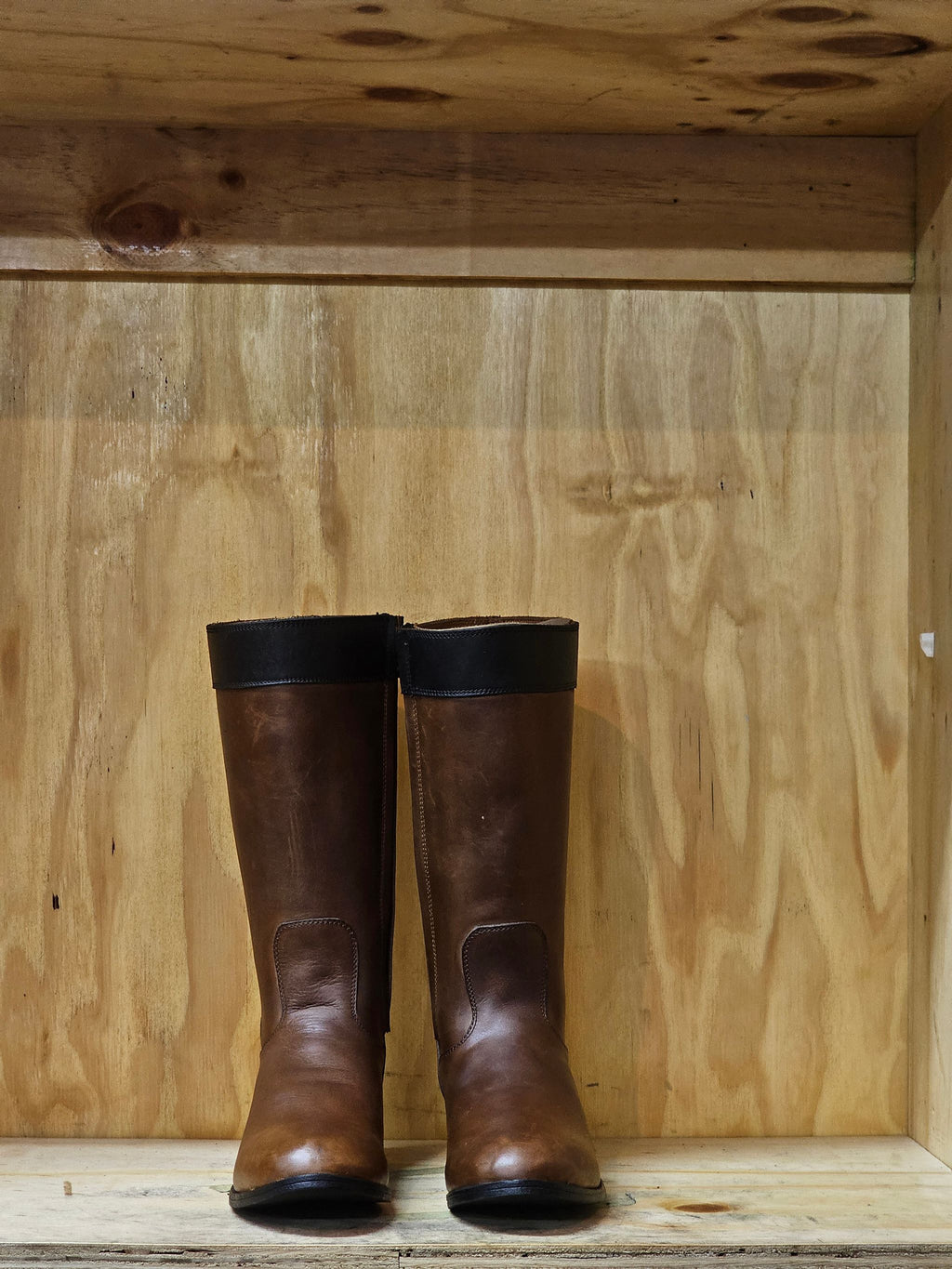 Country boots