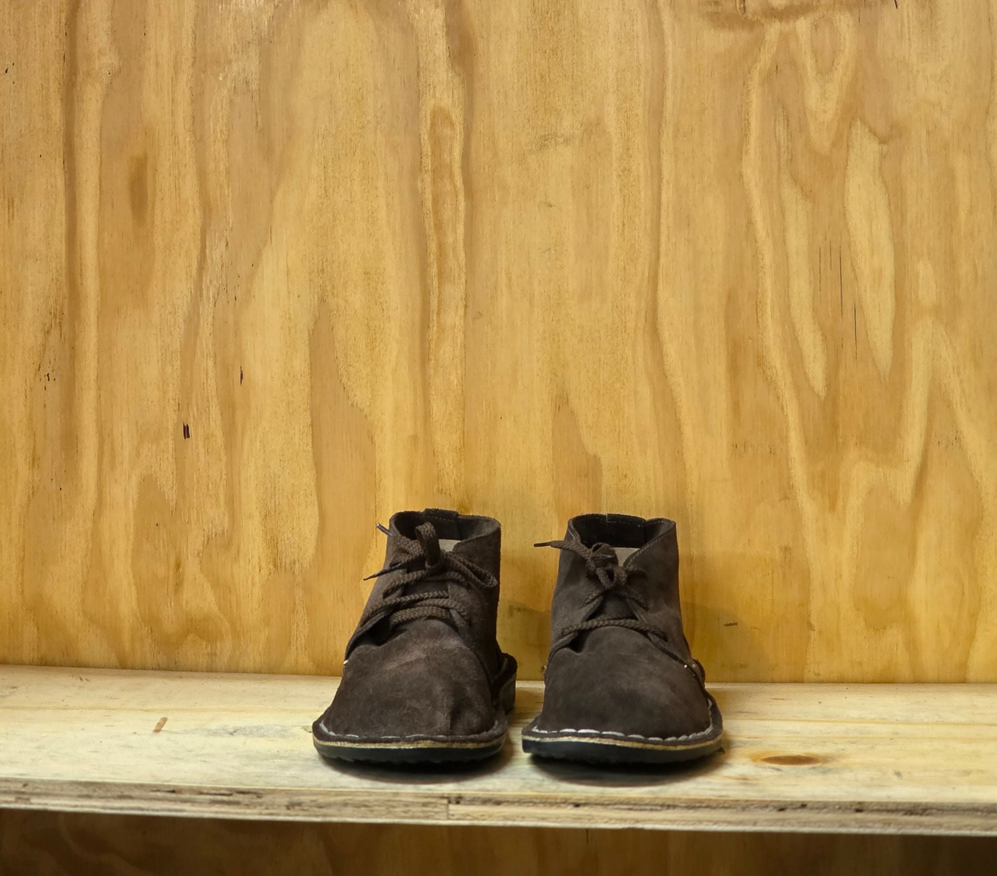 Brown suede leather vellies