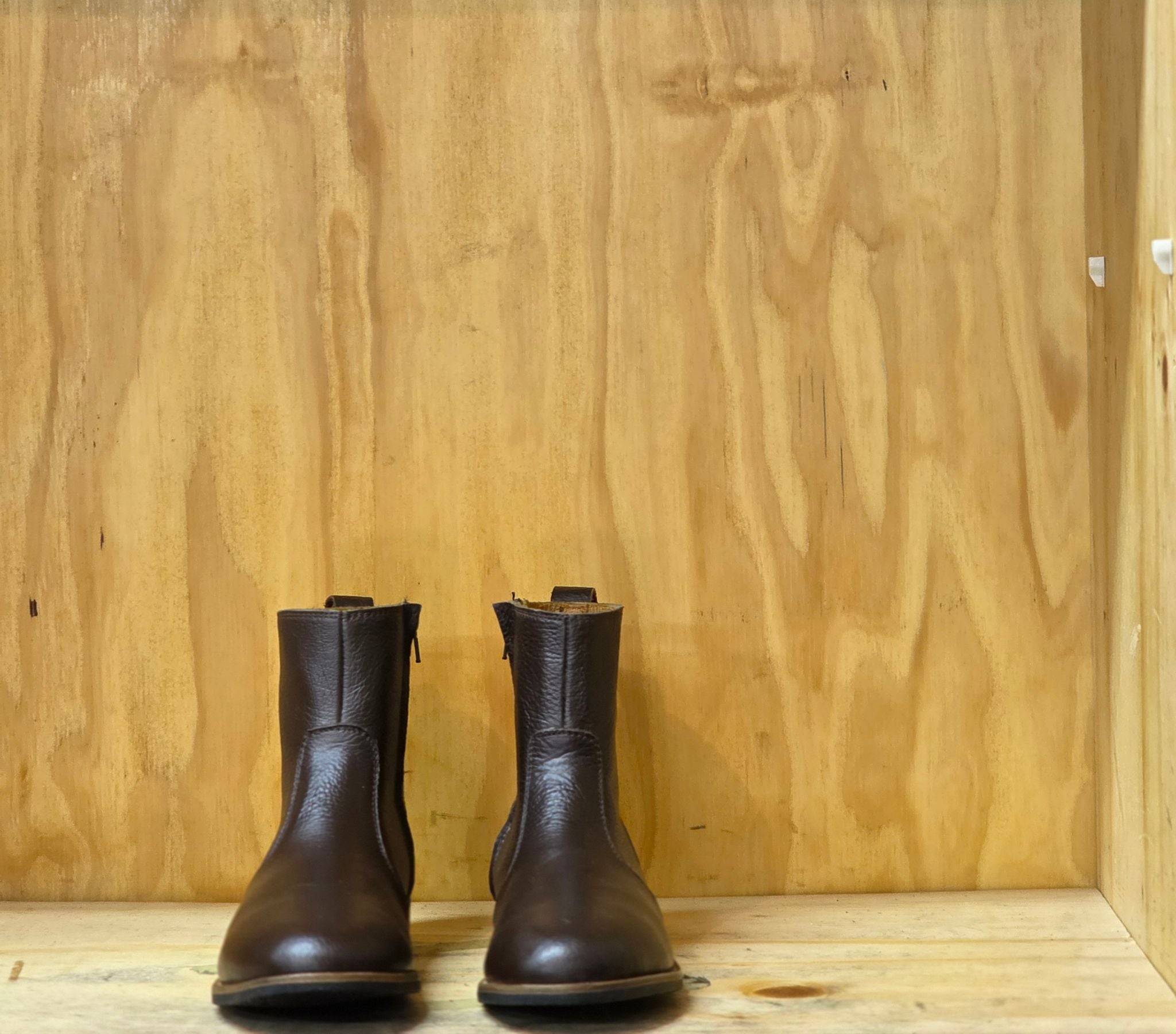 Ladies leather casual boots