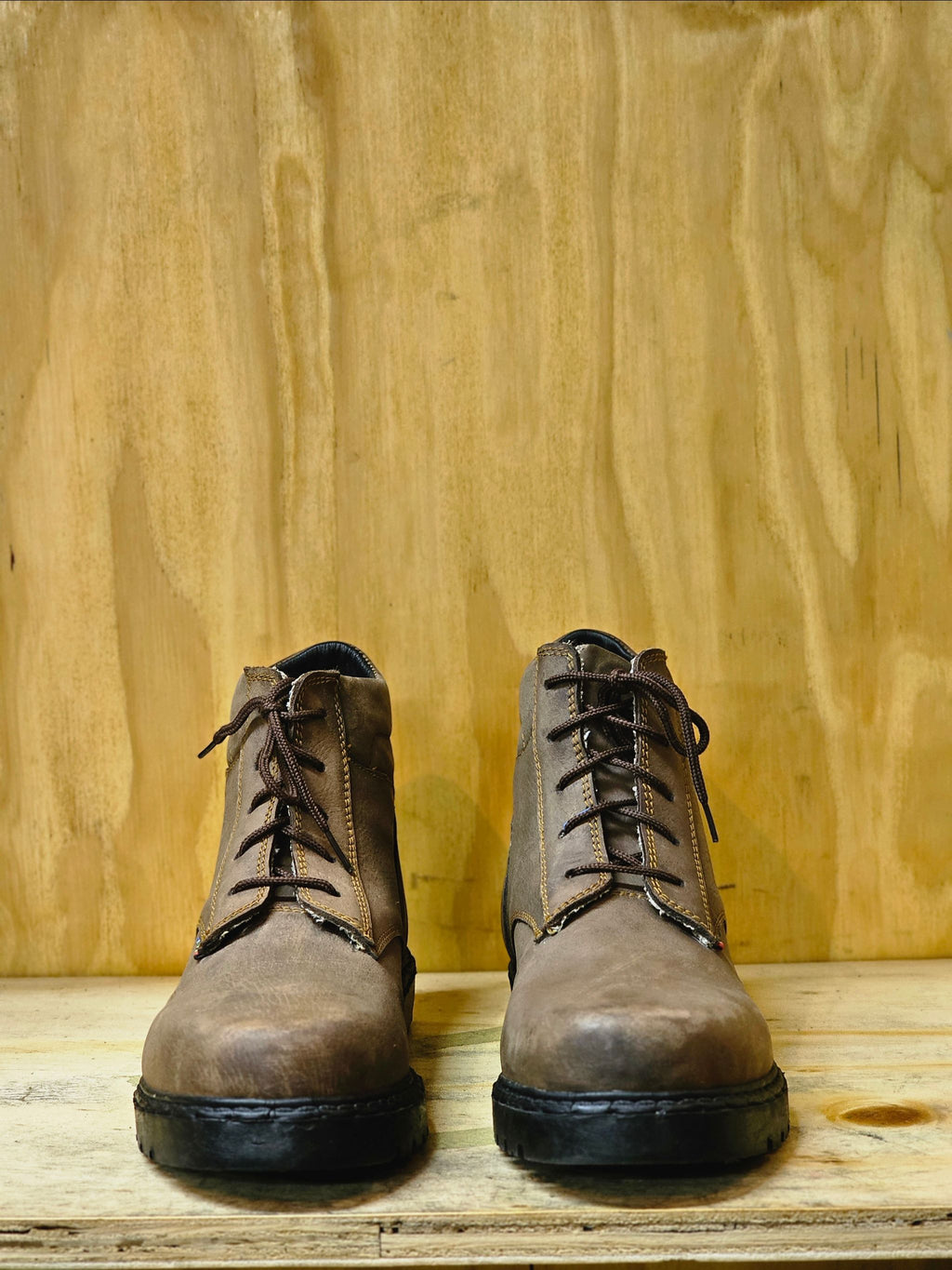Short boots