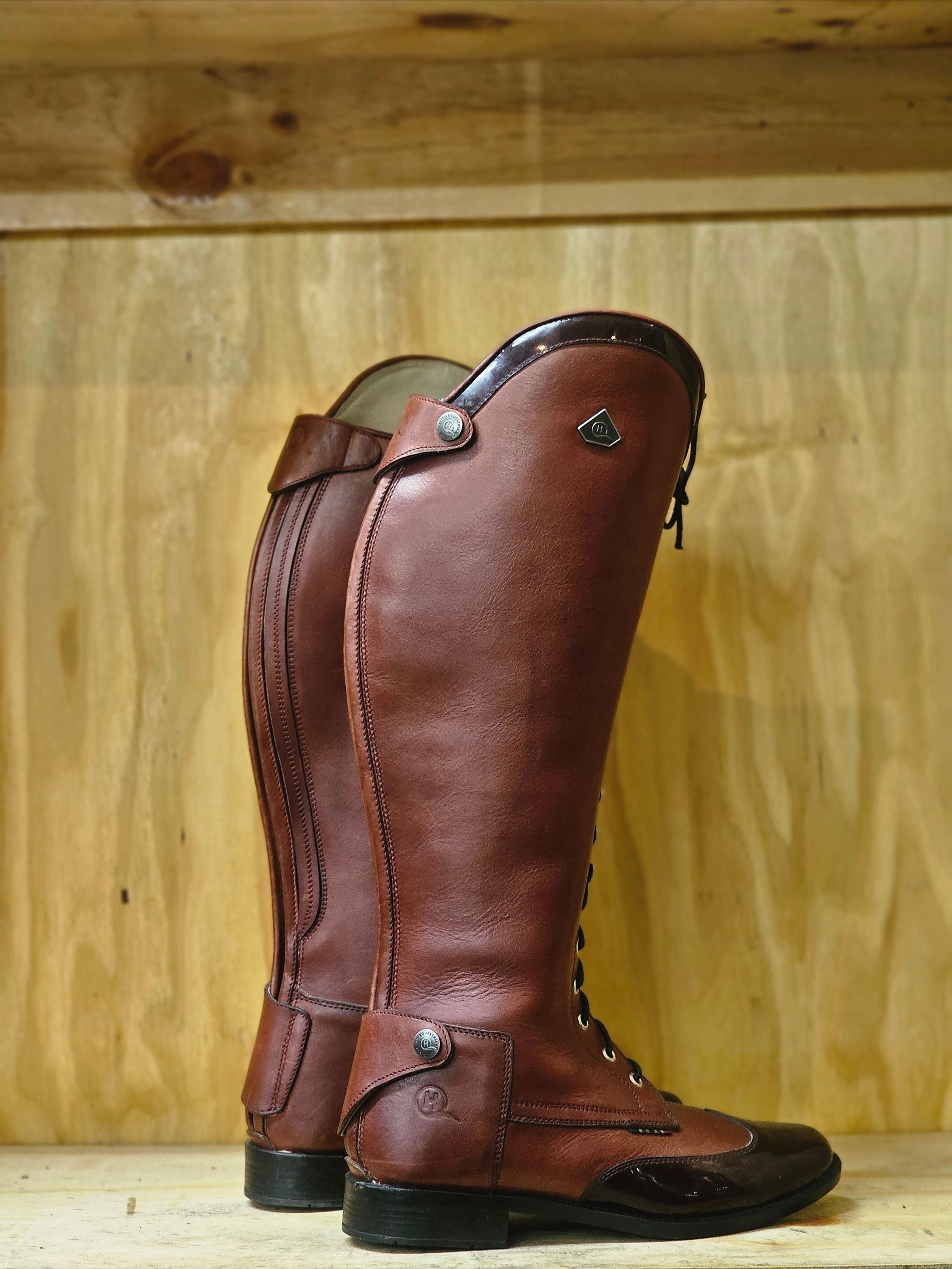 Brown full lace riding