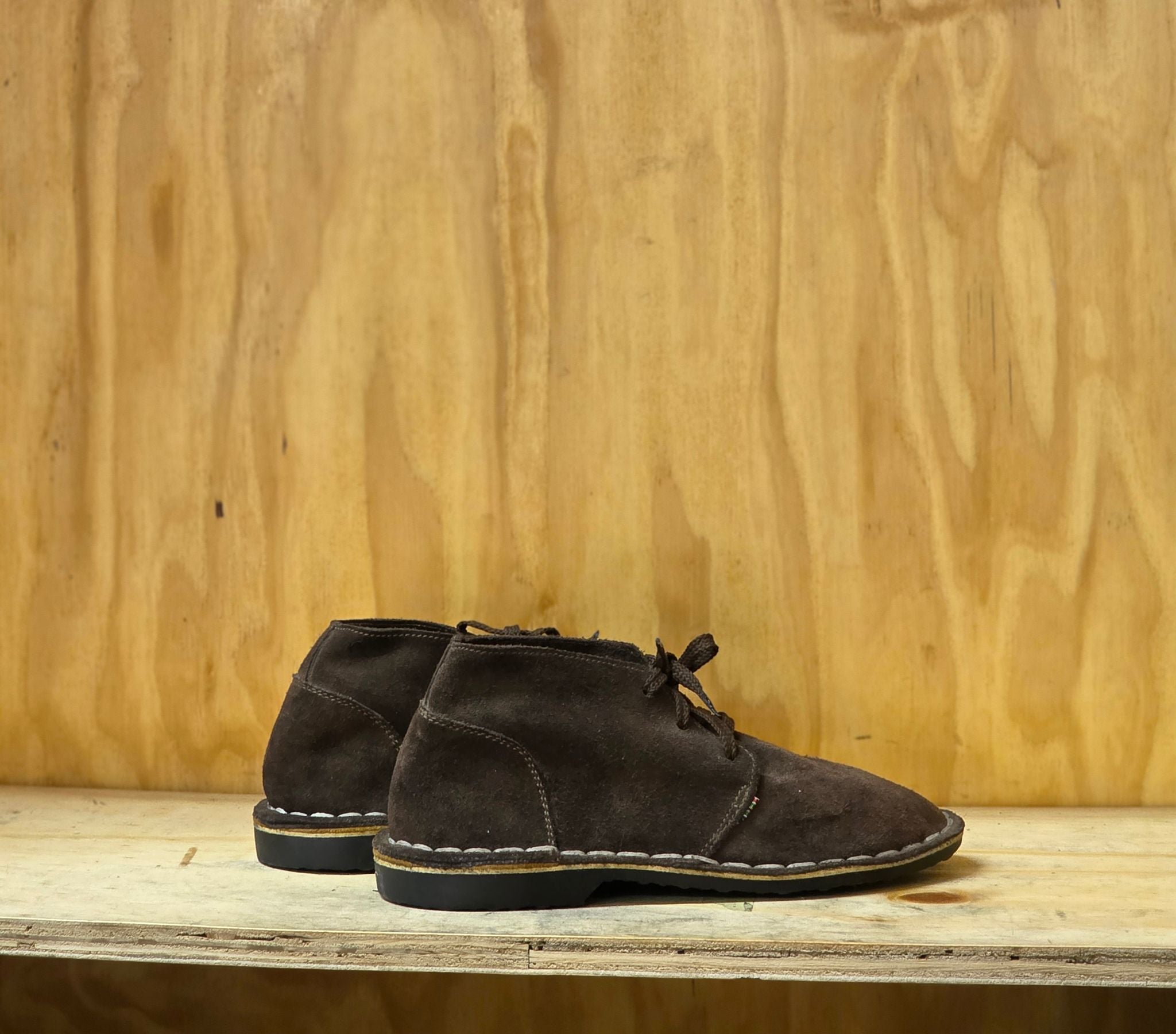 Brown suede leather vellies