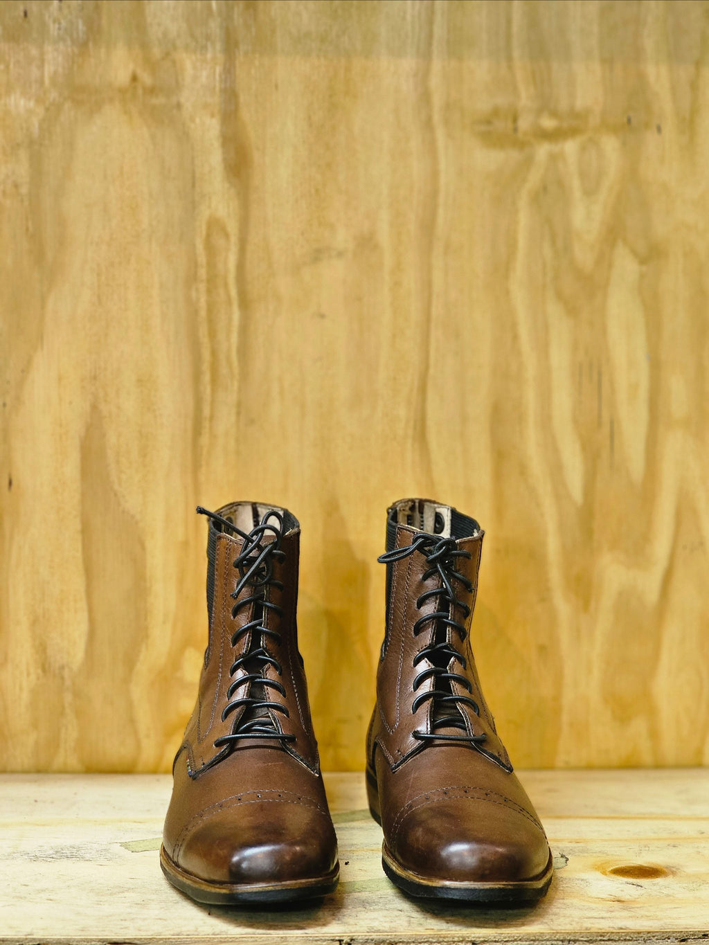 Short boots