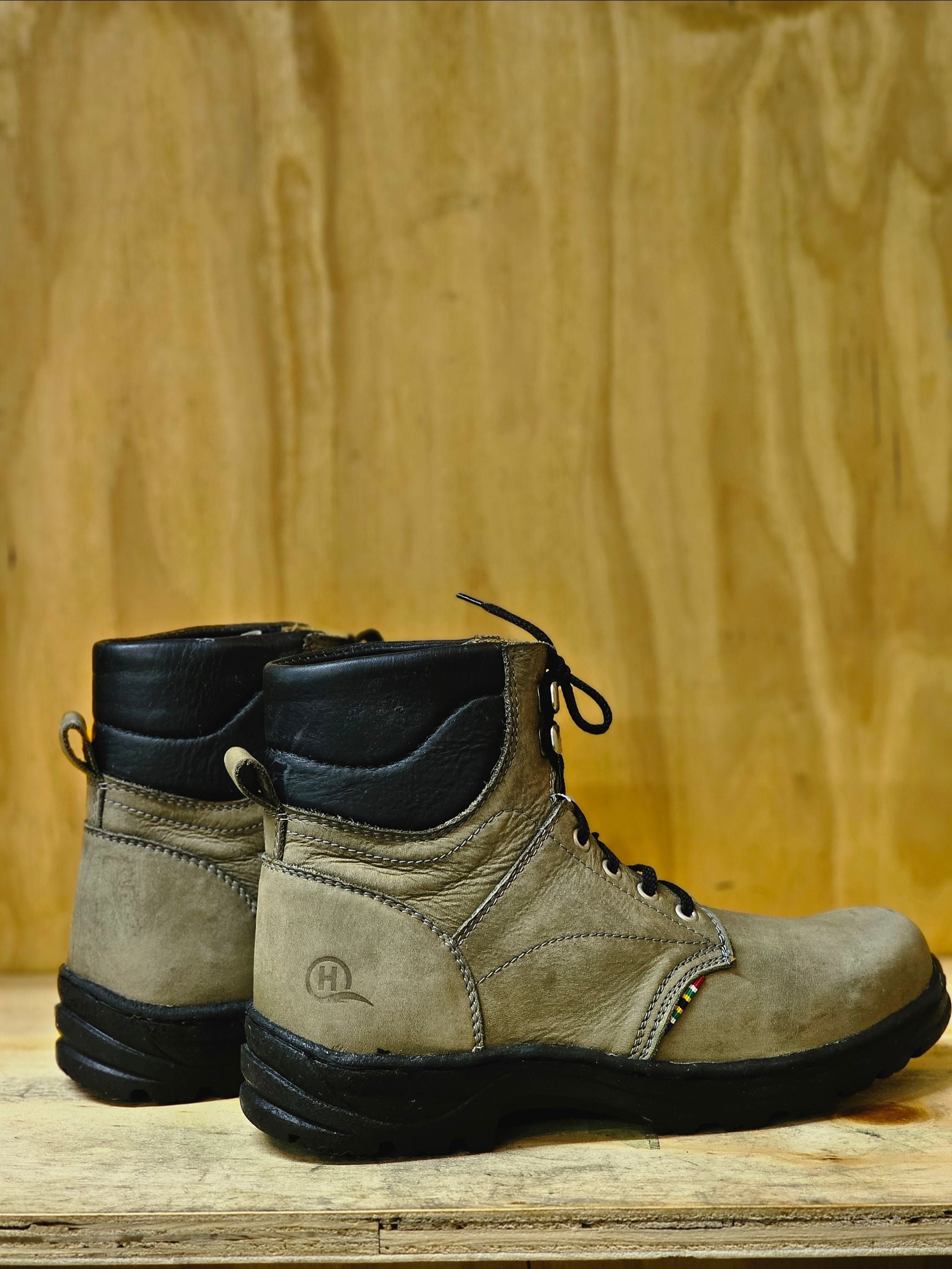 Yaku short boots