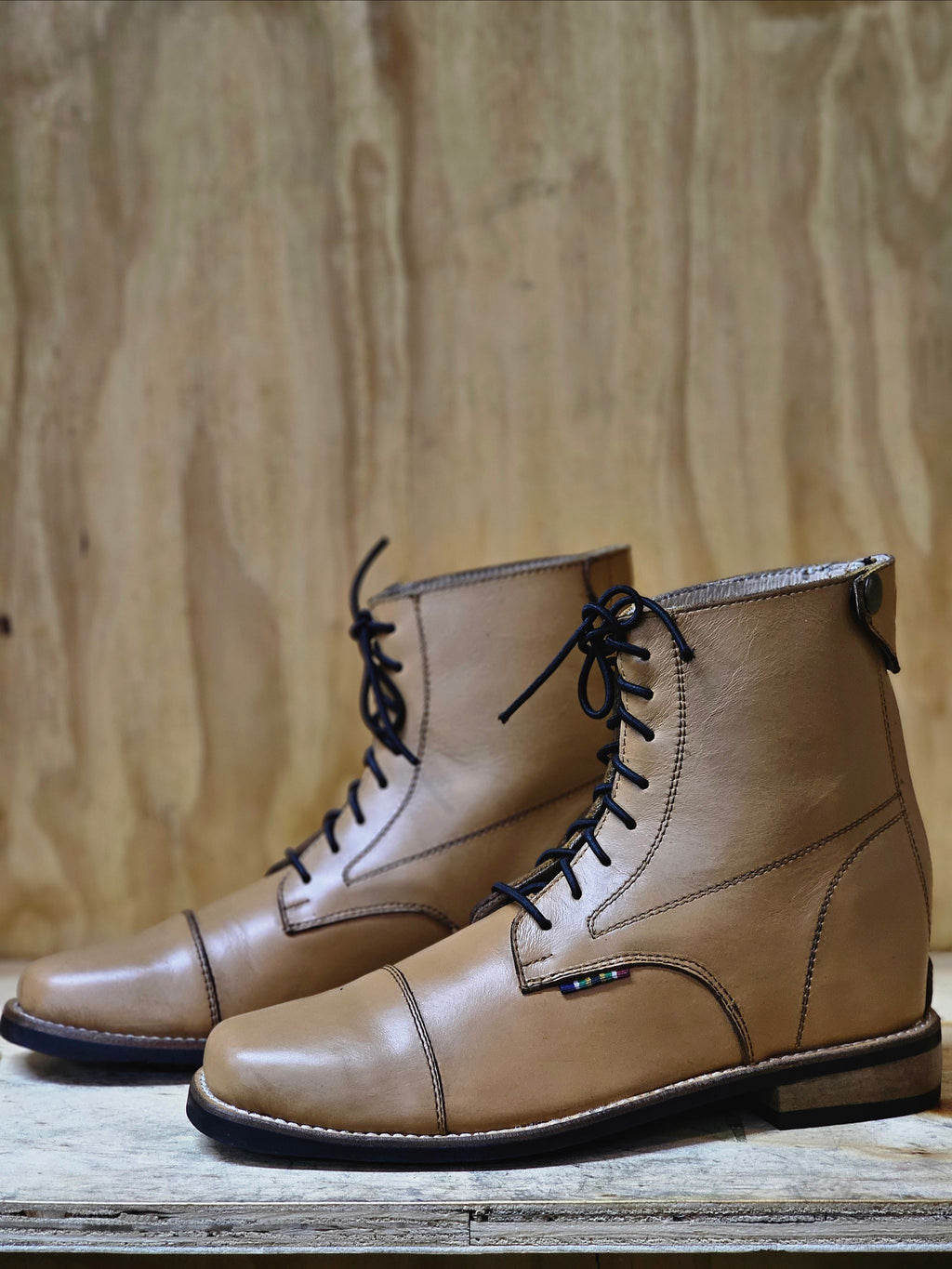 Short boots