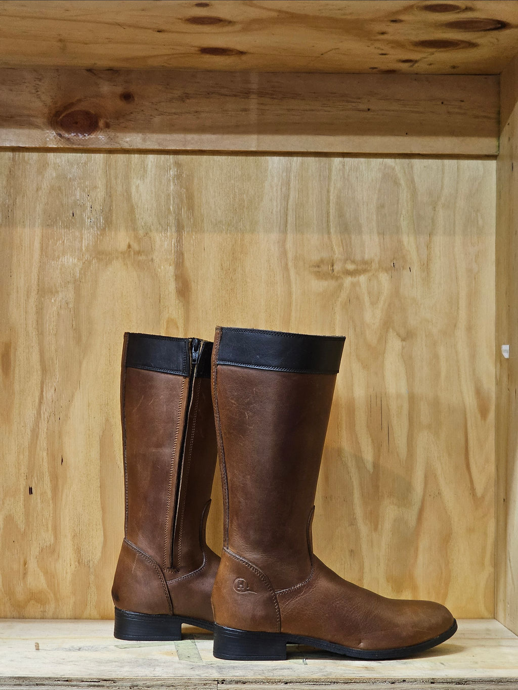Country boots